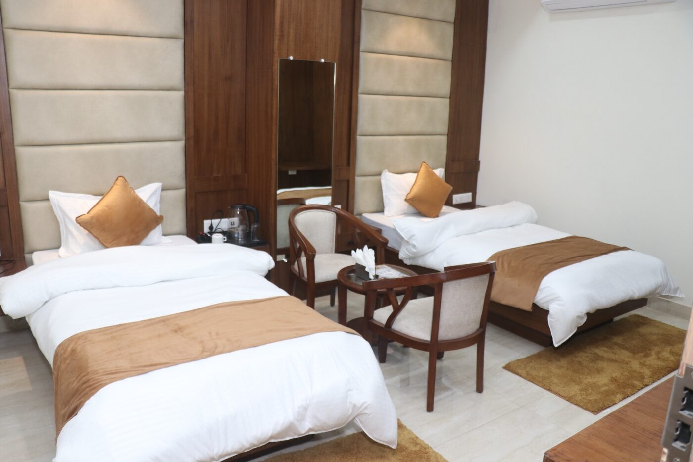 Executive Room at Hotel The Royal Jewel — photo 7
